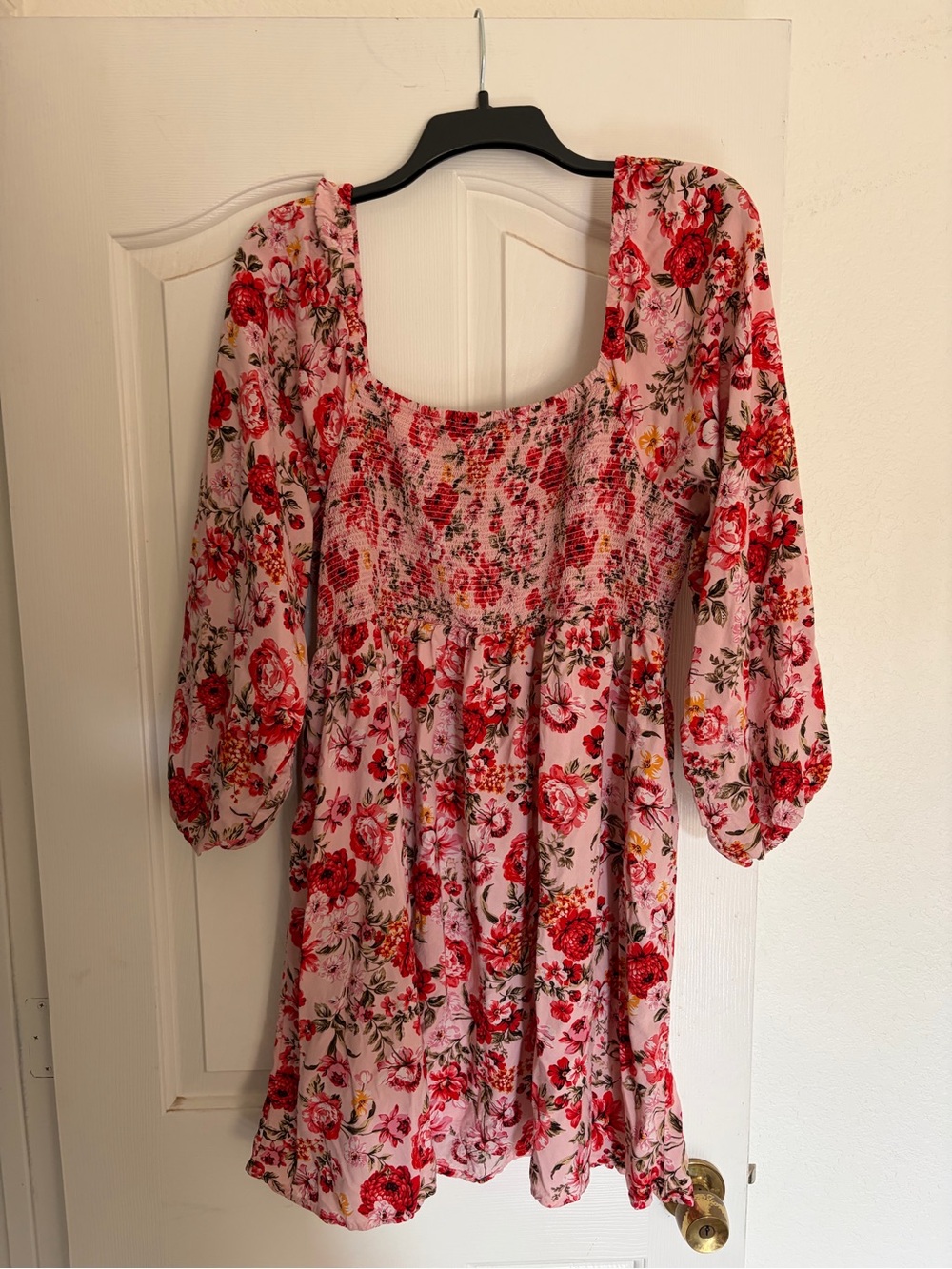 Old Navy Pink Floral Smocked Casual Dress